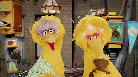 FLASHBACK: Big Bird Gets the COVID ‘Vaccine’ (Jun 2022)