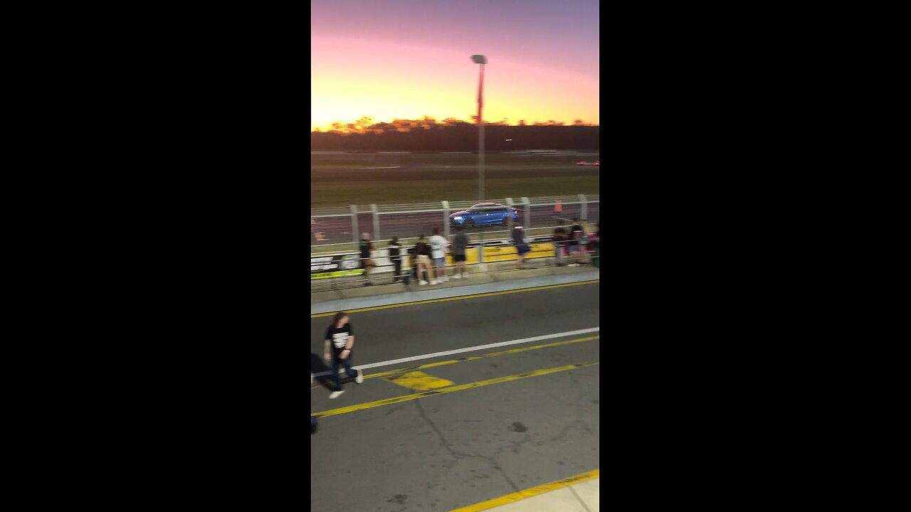 Audi RS3 drag race