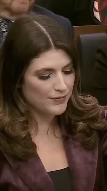 White_House_Comments_On_Elon_Musk-Peter_Navarro_Spar___Boys_Will_Be_Boys_(360p)