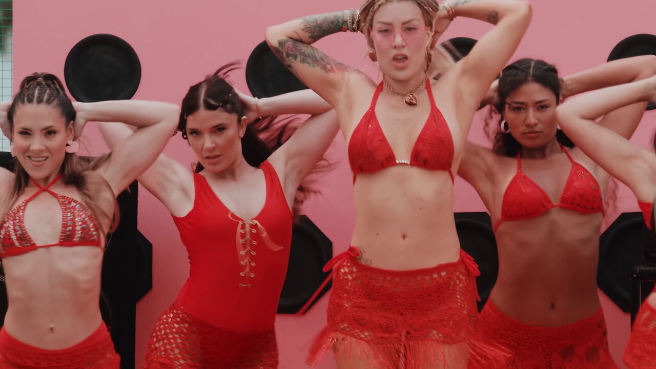 Leslie Shaw - Bombea Bombea & Emjay - Flash Y Pose