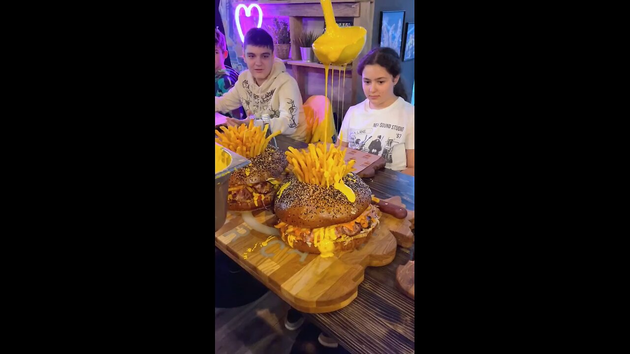 irl got a heart attack just by watching that cheese get poured XD