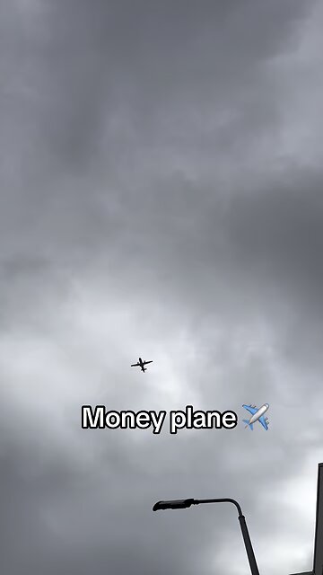 Money plane engine problems