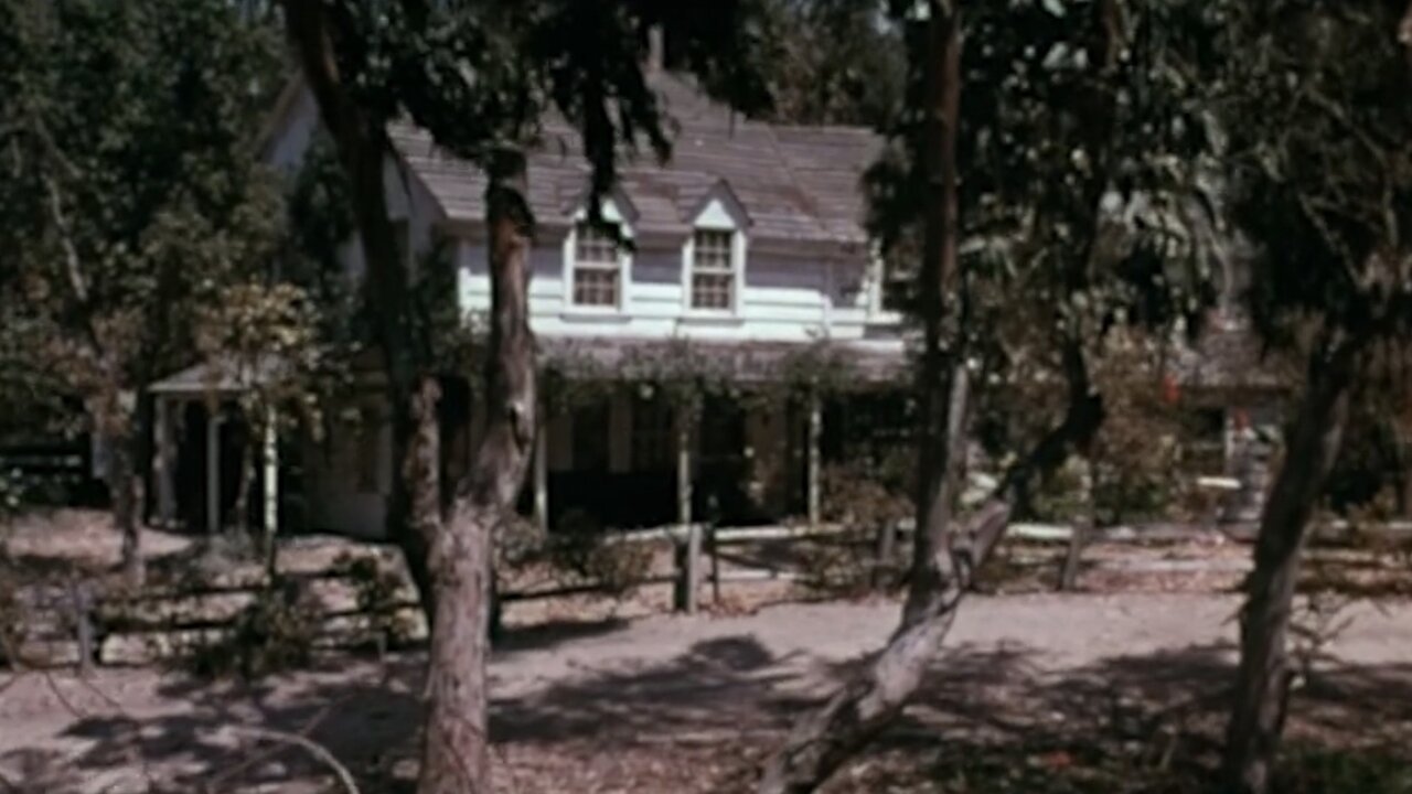 The House That Would Not Die-Barbara Stanwyck-1970 IMDB 5.6/10