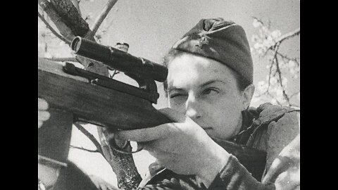 How a Female Sniper Used a “Suicidal” Tactic to Kill 309 Germans in 11 Months