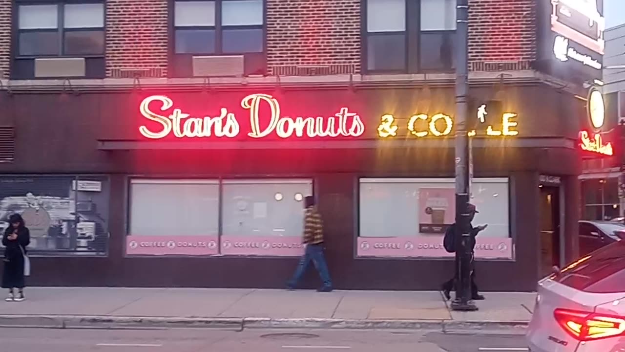 Diversey Clark intersection
