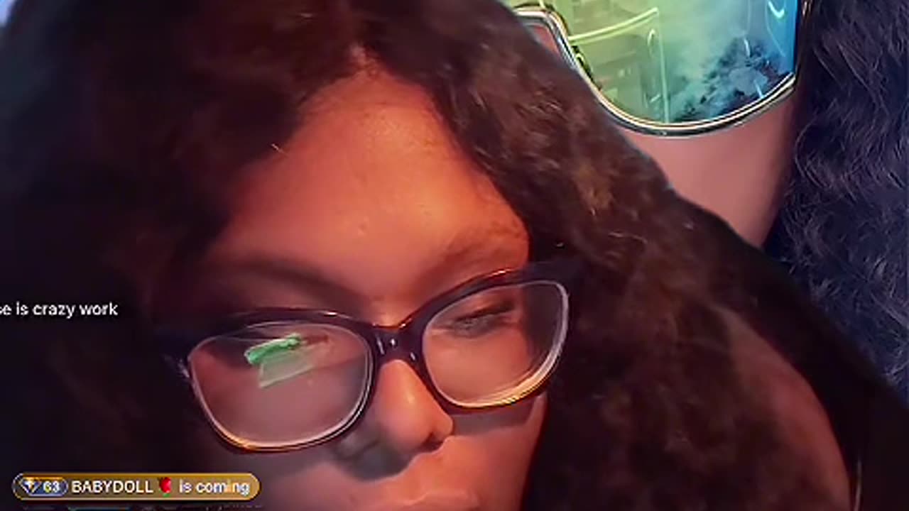 - MOET GODDESS ; WANTS TO KNOW WHY PPL SO WORRIED ABOUT HER !