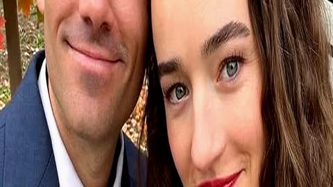 Tragic Way Kelley Macks Boyfriend Helped Walking