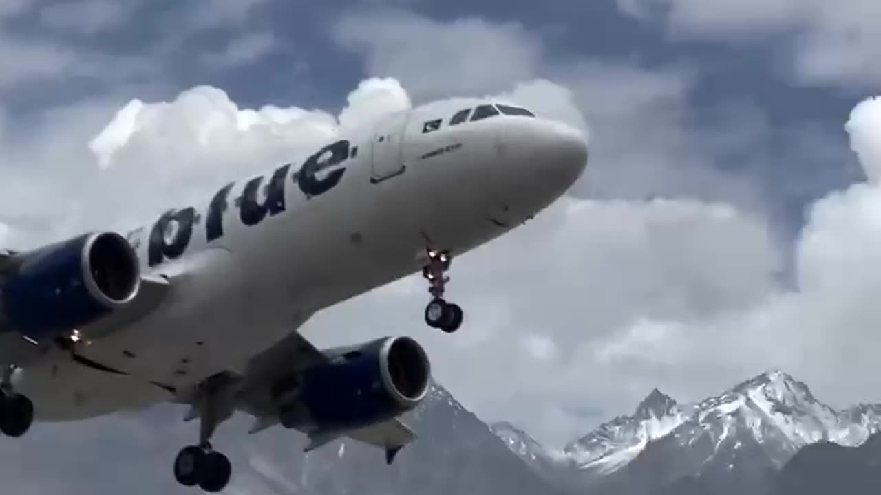 Takeoff of the A320 of the AirBlue at the beautiful high-altitude Skardu airport, Pakistan