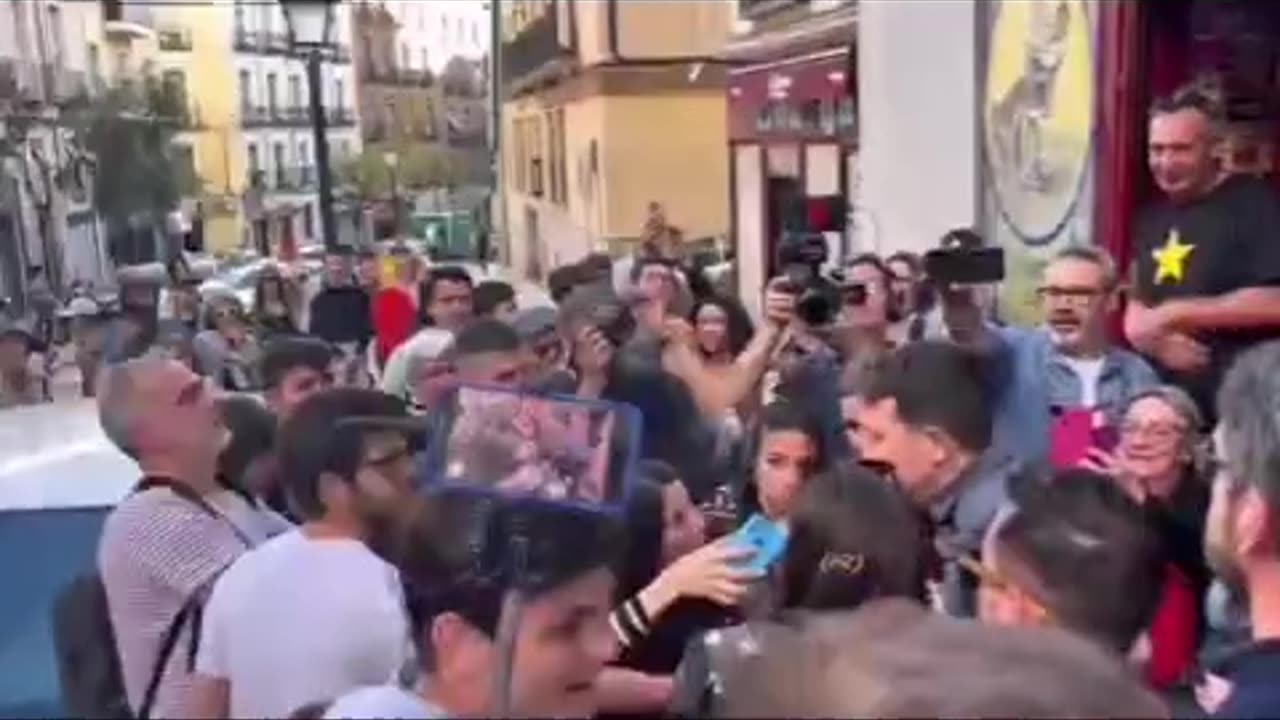 Agresión de Pablo Iglesias a Vito Quiles