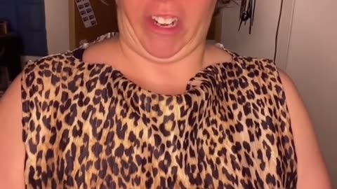 😂🎬 Mom from Netflix Has the Funniest Reaction! | FunFM