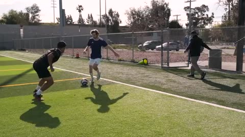 Incredible: The 10 Best 1v1 Skills in Football / Soccer