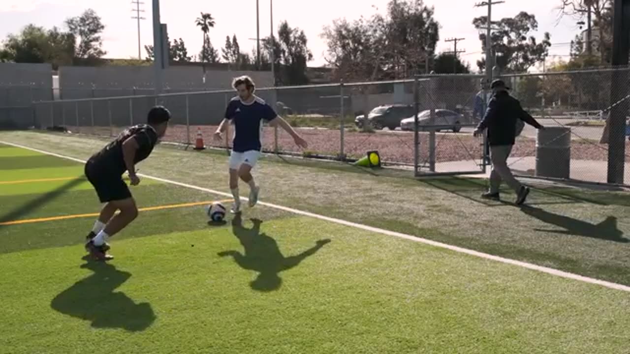 Incredible: The 10 Best 1v1 Skills in Football / Soccer