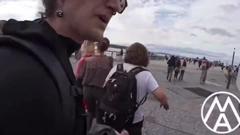 Seattle mayoral candidate is using Antifa as security..