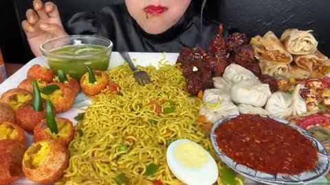 SPICY_PANIPURI,MAGGI_NOODLES,MOMO,EGG_ROLLS,CHICKEN_LOLLIPOP,VEG_PIZZA,EGGS_*ASMR_EATING*