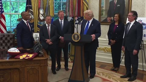 Tump Announces that DC will Host 2027 NFL Draft