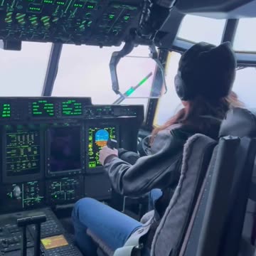 Sec. Kristi Noem flying a C-130 out of our USCG base in Kodiak, Alaska✈️