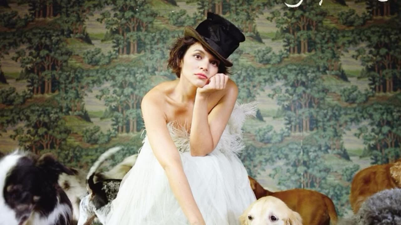 Happy Birthday to NORAH JONES ...