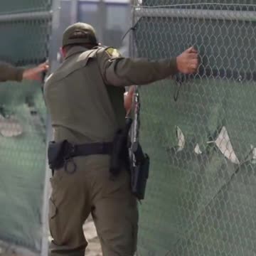 Border Patrol has dismantled the huge San Diego detention facility❗