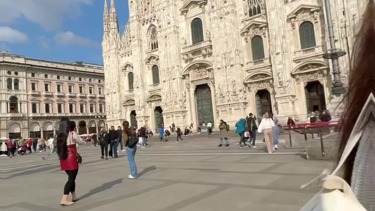 A relaxing place in Milan 🇮🇹 #eveningvibes