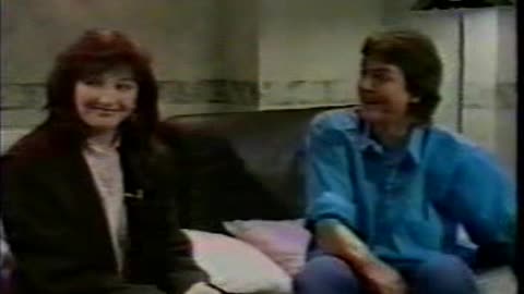 Kate Bush - The Old Grey Whistle = TV Interview & Cloudbusting 1985