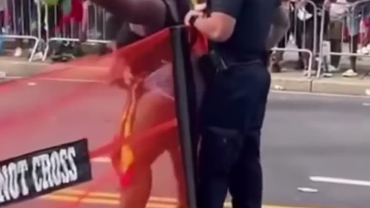 🕺🚨 These People are DANCING on Cops and it's CRAZY! | FunFM
