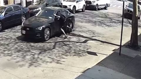 Driver seriously injured after jumping on his own vehicle trying to stop carjacker