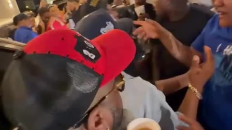 VIDEO: La Fruta en Santiago a casa llena