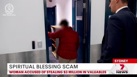 Alleged serial spiritual scammer arrested at Sydney airport ｜ 7NEWS