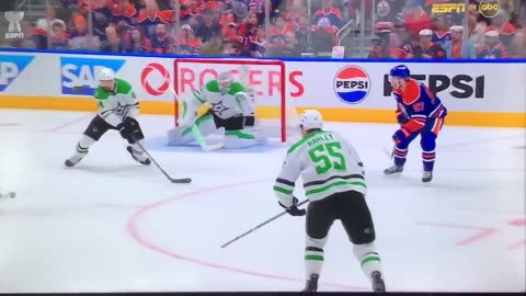 Oilers C #97 Connor McDavid 🥅(4)🏒Snap-Shot Goal