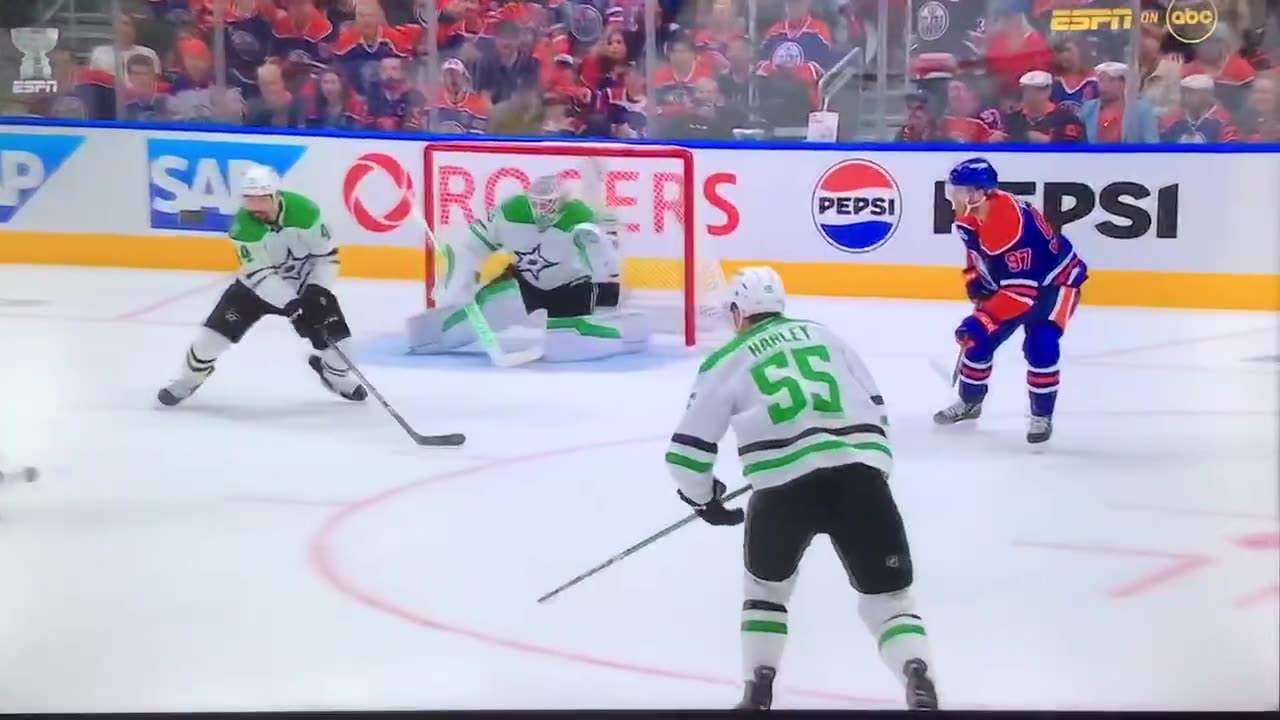 Oilers C #97 Connor McDavid 🥅(4)🏒Snap-Shot Goal