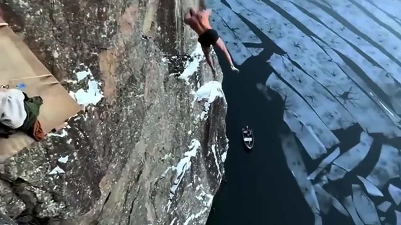 شجاعت یا حماقت ؟،