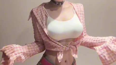 Flirty Ivory Midriff Top Seductive Highlights | Daily Beauty EP 1145