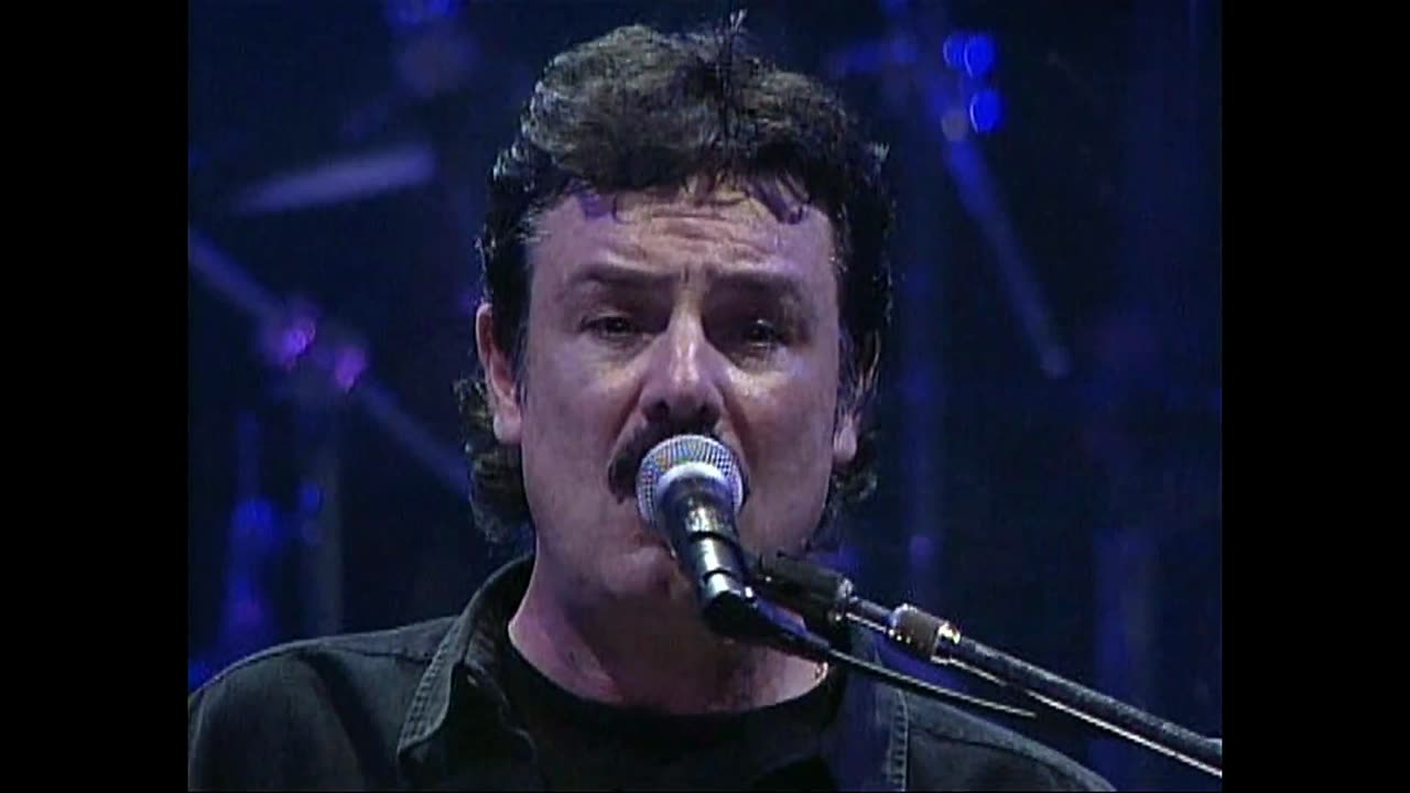 These Eyes - The Guess Who (live)
