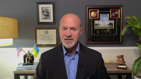 A mole at Mar-a-Lago person who works for Trump becomes confidential - massielbhsww327_TV VOL 1