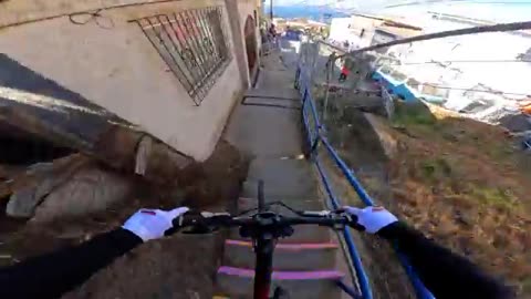 Intense Urban Mountain Biking | Raw Race POV