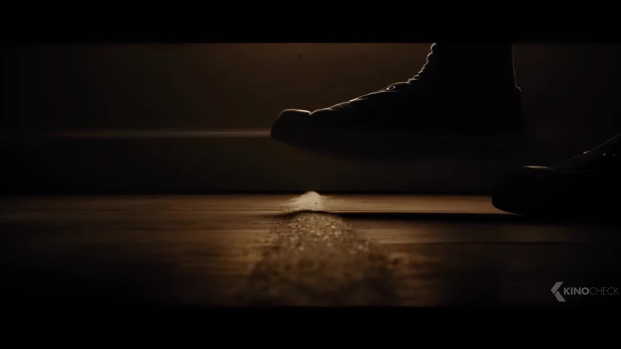 WEAPONS Official Trailer 2 (2025)