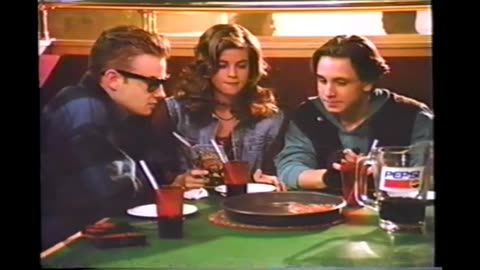 December 11, 1993 - Get the 'X-Men' Video Pack at Pizza Hut