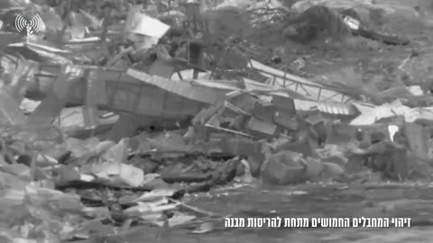 A group of armed Palestinian terror operatives emerged from a tunnel and approached troops