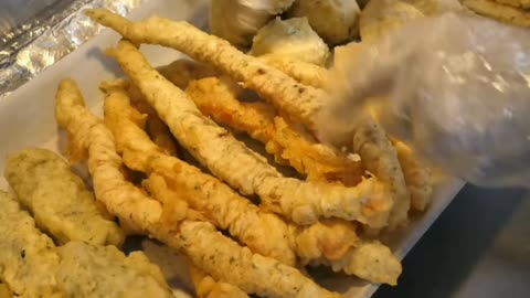 What Koreans Love to Fry - Top Street Food You Didn't Know!"