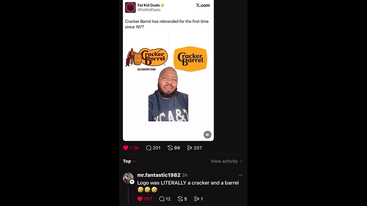 Cracker Barrel logo change reaction
