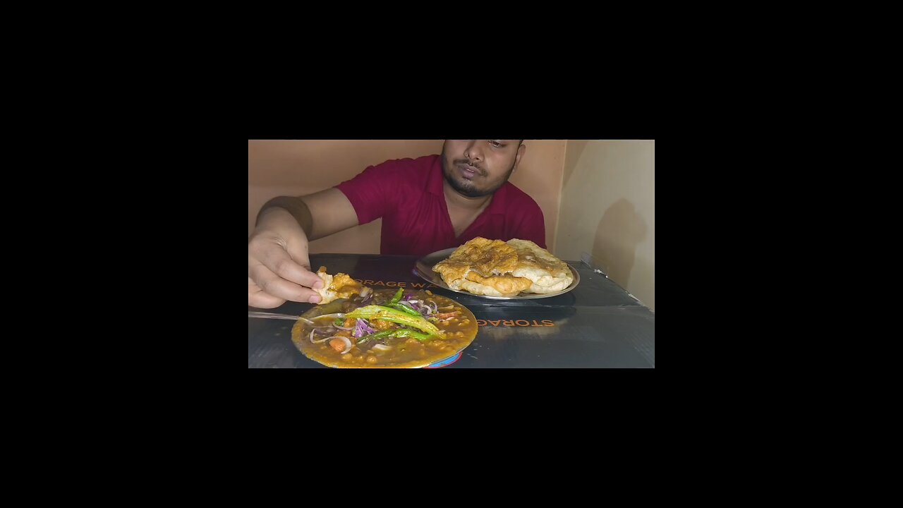 Indain Street Side Cheep Chole Bhature Mukbang