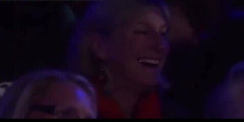 SPD spricht es offen aus,B90 antwortet, es ist das selbe in Grün