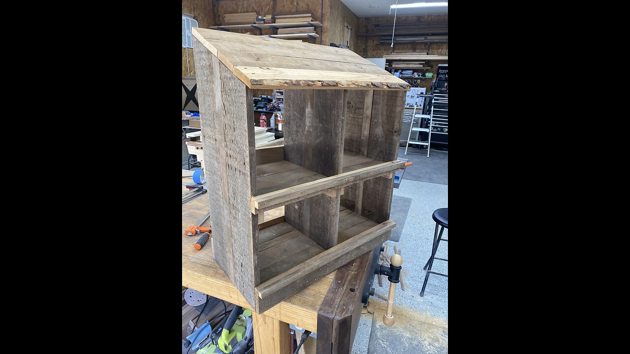 Beginner Woodworking Project – Pallet Wood Chicken Nesting Boxes