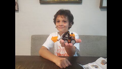 lego build: Technic Bulldozer