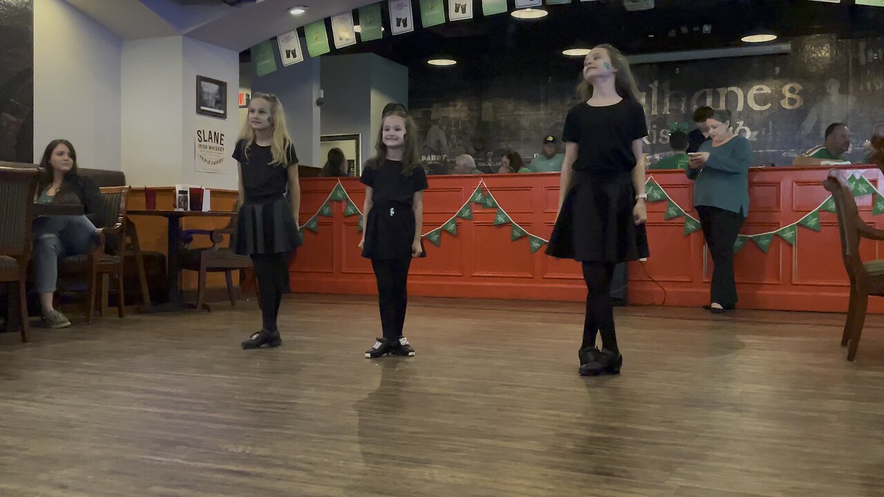 Three Little Maids: St Patrick’s Day Trad Set