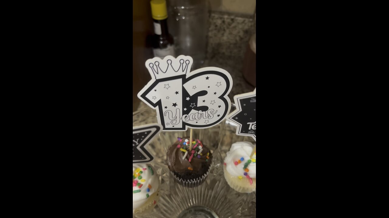 Perfect 13th Birthday Decorations Set