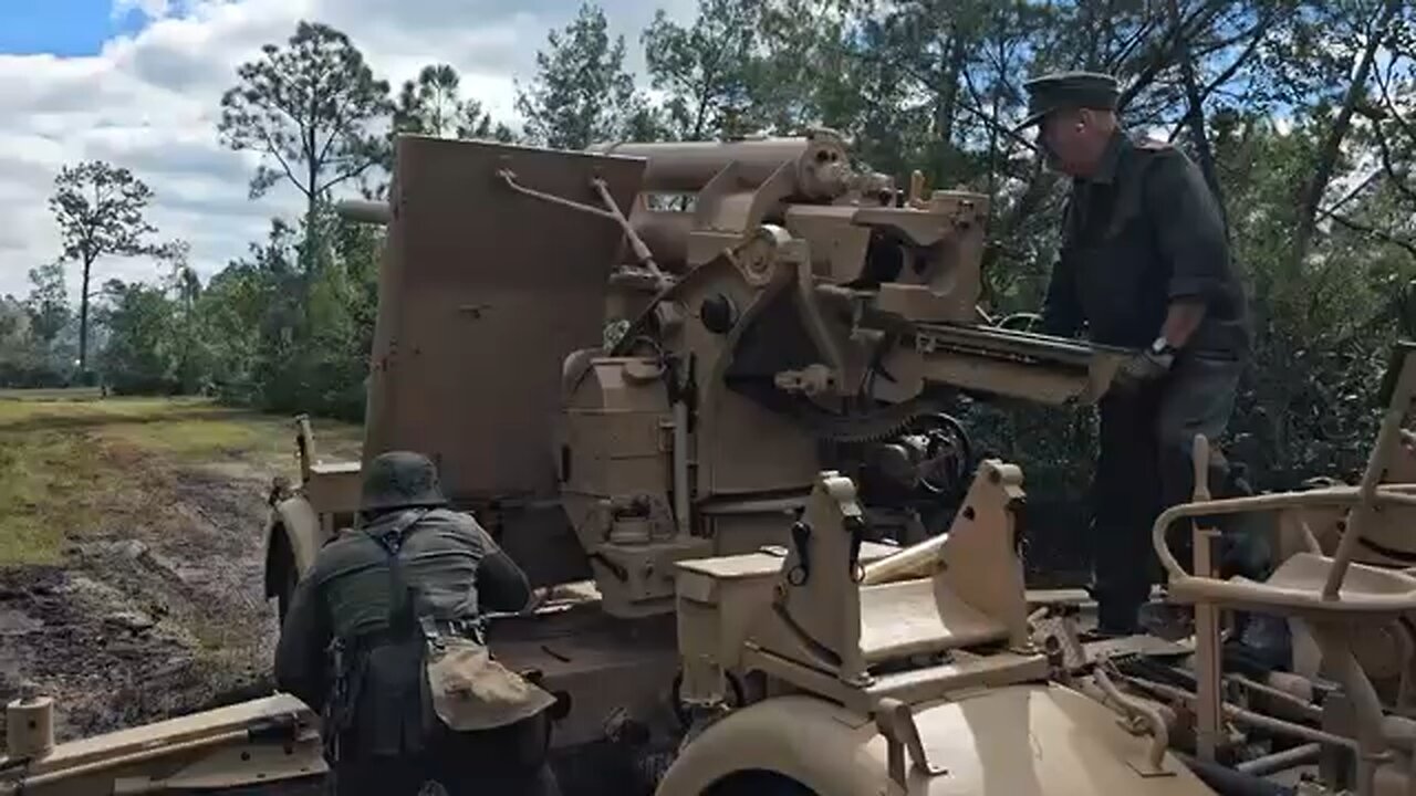 Flak 37 88mm firing
