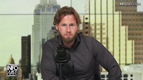 WAR ROOM (Full Show) Tuesday - 8/5/25