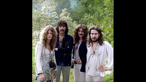 INTO THE VOID ~ BLACK SABBATH LIVE BY