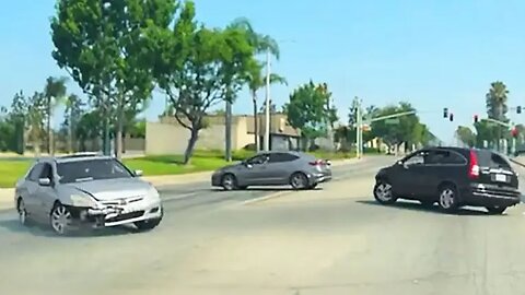 The Weirdest Road Rage Situation - Your Daily Dose Of Internet